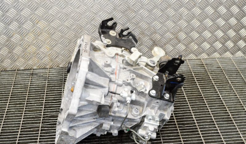 Toyota Auris manual gearbox 12JTRX 1.4 L 66kW full