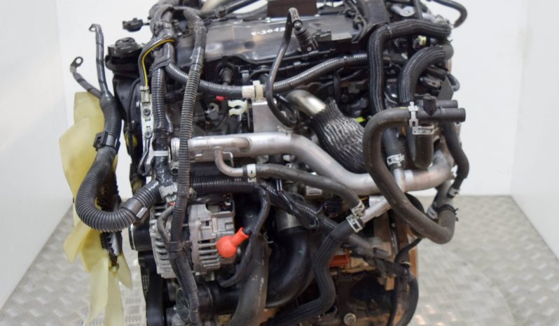 Nissan Navara engine YS23 140kW lleno