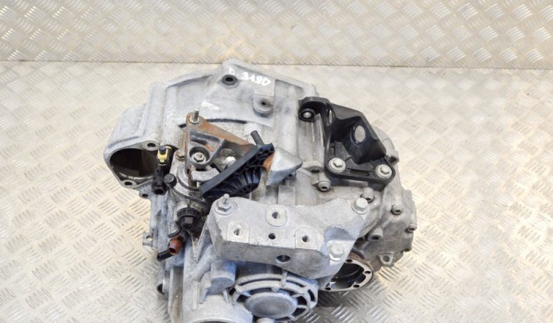 VW Scirocco manual gearbox NFU 2.0 L 103kW full